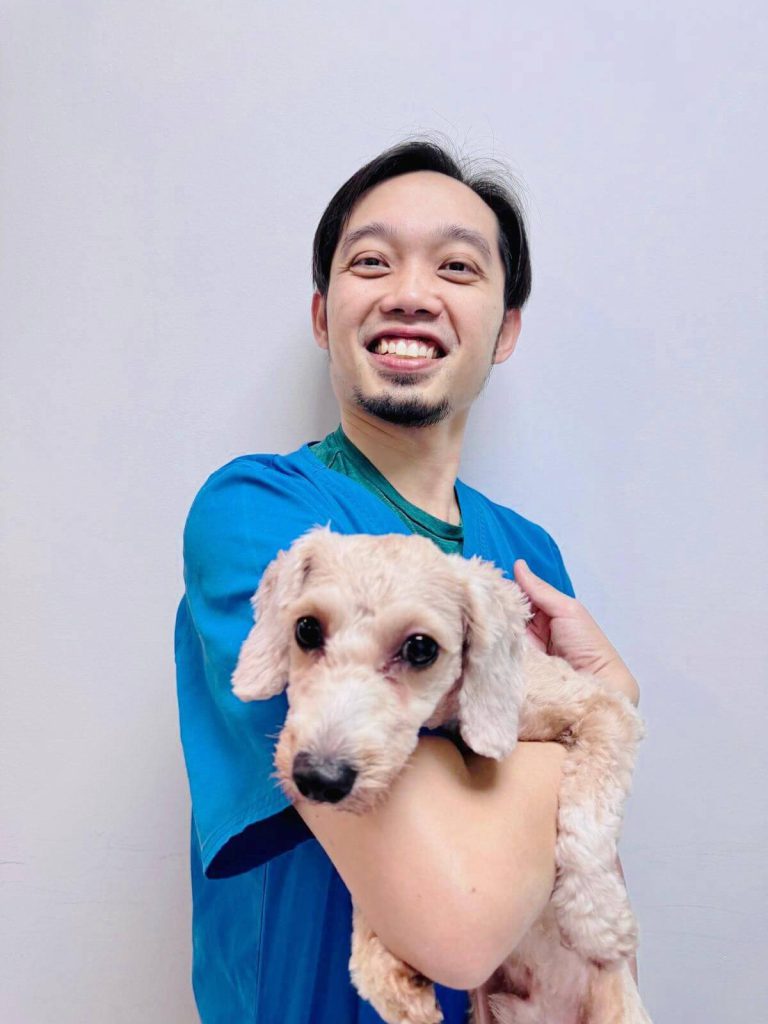 Dr Colin Chin